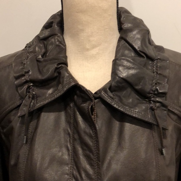 Cole Haan Women's Espresso  Lambskin Leather Hidden Button Down Jacket Coat Sz M - Picture 3 of 17